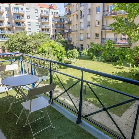 アパート Charming Studio With Parking & Terrace Vieux リール